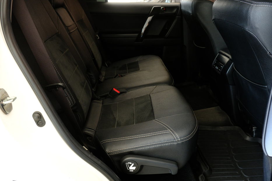 Продам Toyota Land Cruiser Prado 2019 года в Одессе