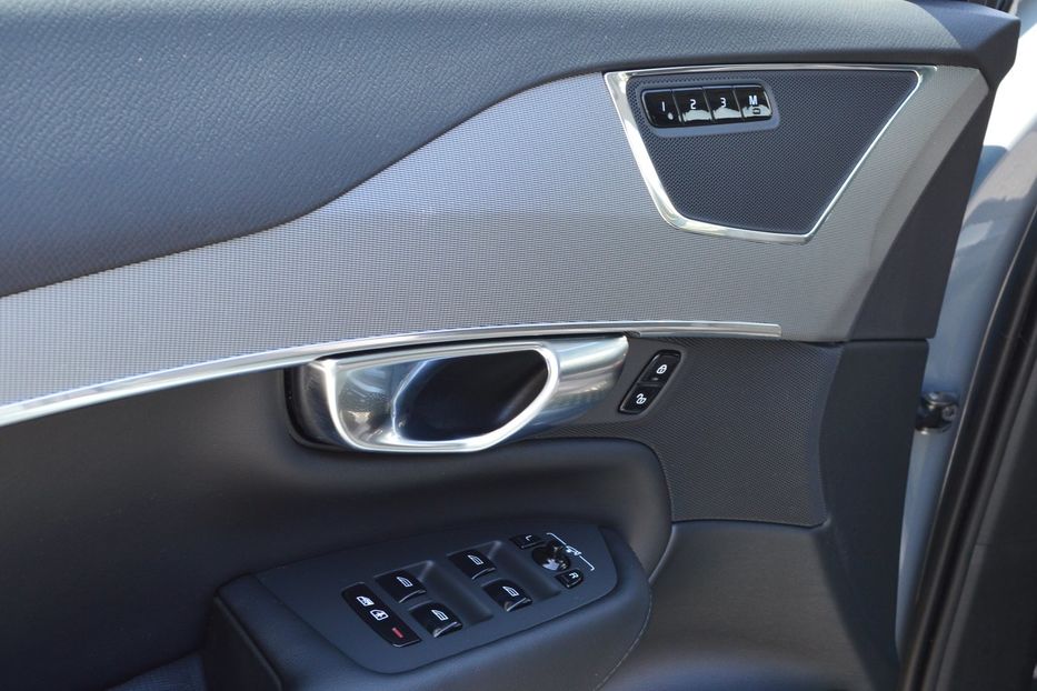 Продам Volvo XC90 PHEV 2022 года в Одессе