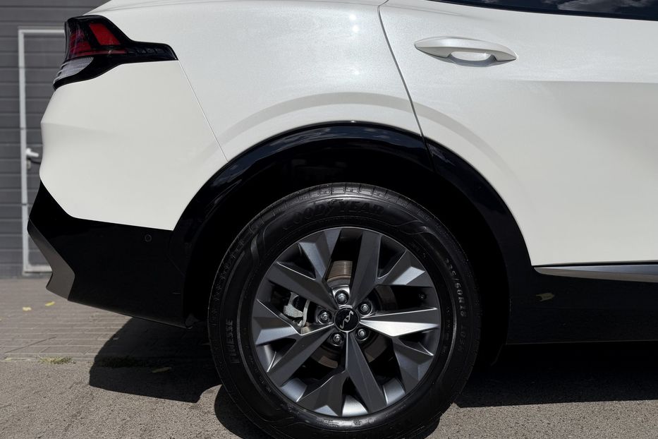 Продам Kia Sportage Hybrid SX Prestige AWD 2024 года в Киеве