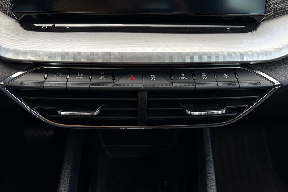 Продам Skoda Octavia  А8 2.0 TDI 150к. FULL LED 2022 года в Львове