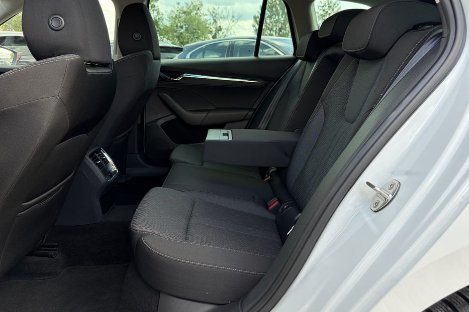 Продам Skoda Octavia  А8 2.0 TDI 150к. FULL LED 2022 года в Львове