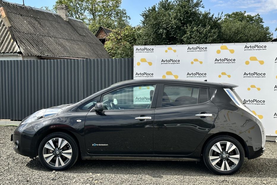 Продам Nissan Leaf 2015 года в Луцке