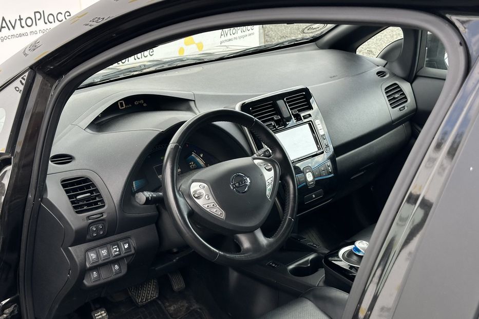 Продам Nissan Leaf 2015 года в Луцке