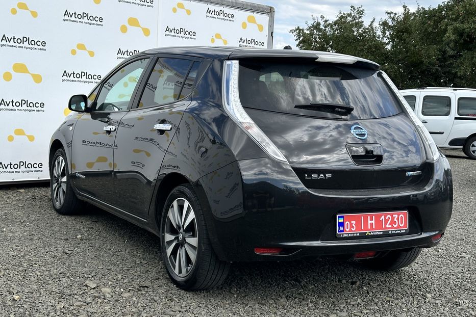 Продам Nissan Leaf 2015 года в Луцке