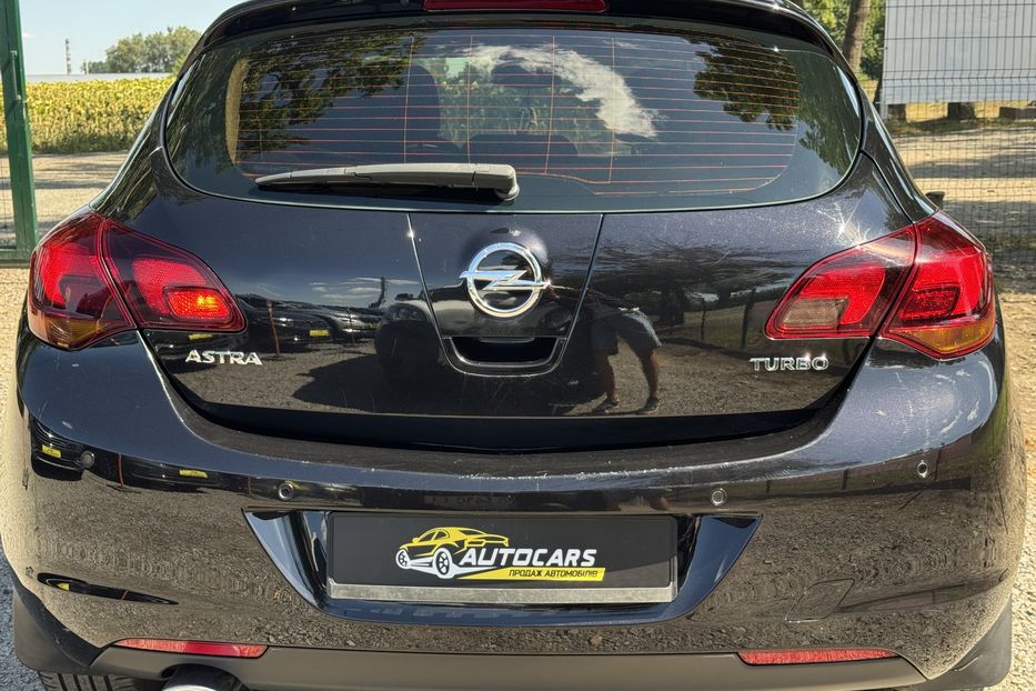 Продам Opel Astra J COMIS  2010 года в г. Умань, Черкасская область