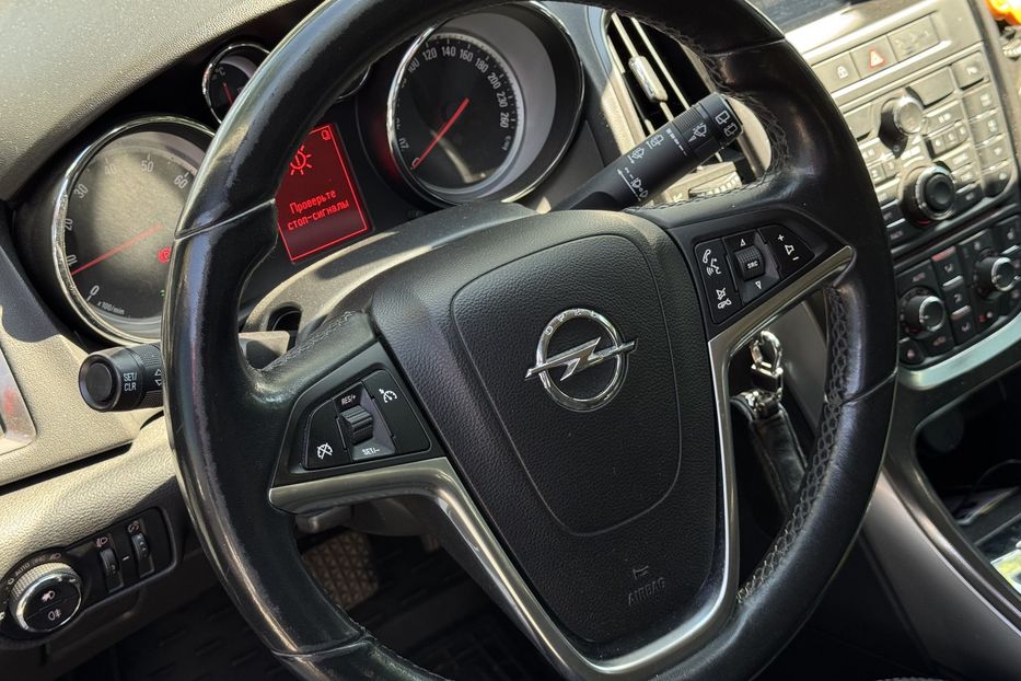 Продам Opel Astra J COMIS  2010 года в г. Умань, Черкасская область