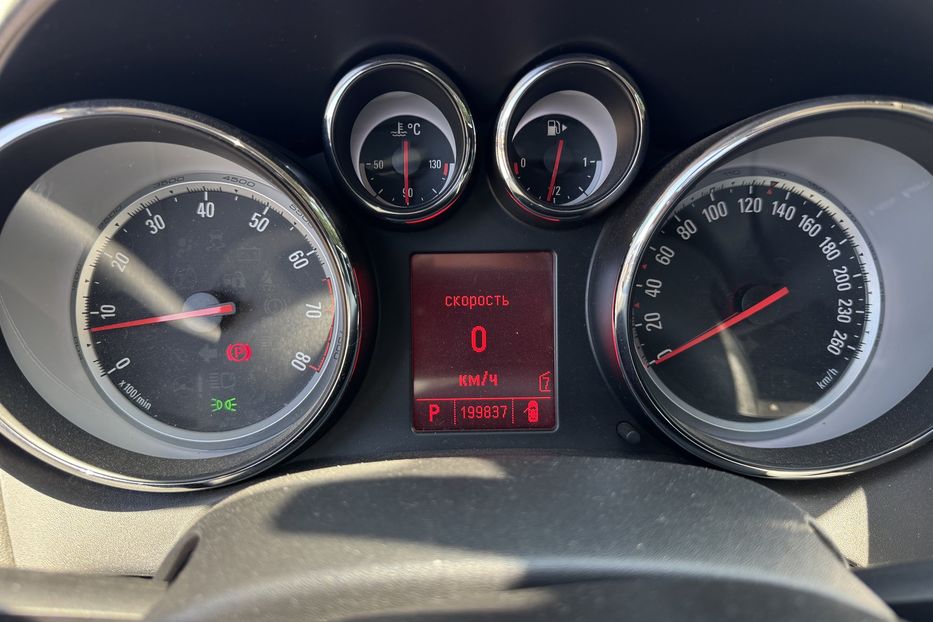 Продам Opel Astra J COMIS  2010 года в г. Умань, Черкасская область