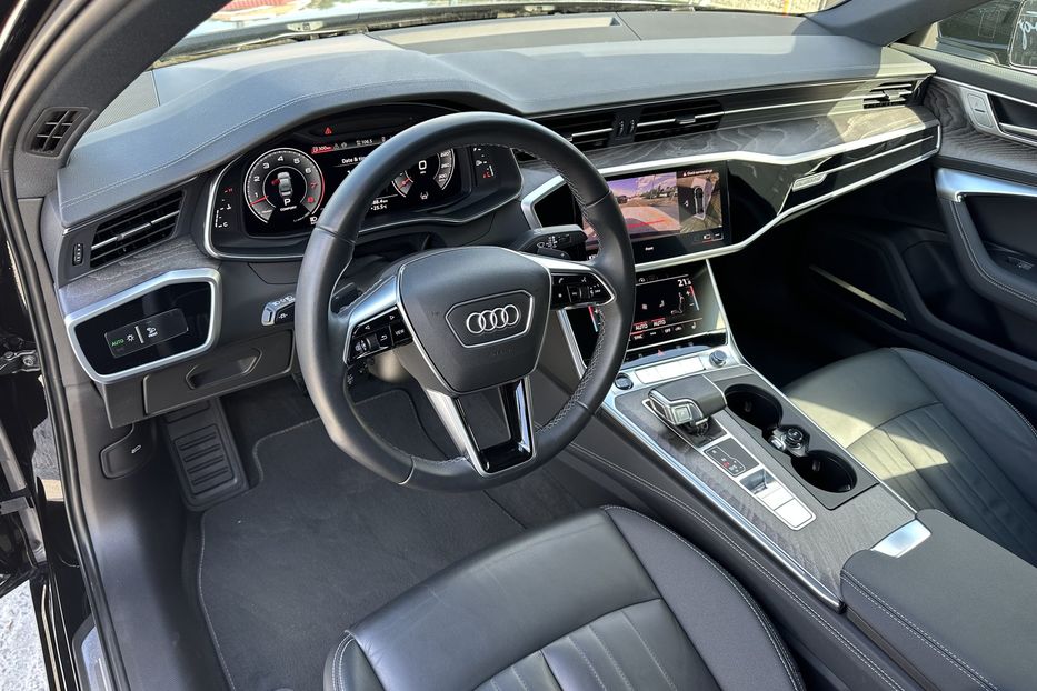 Продам Audi A6 55 TFSI Quattro S-Line 2024 года в Киеве