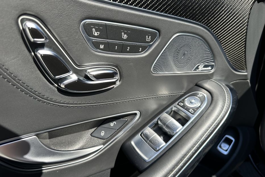 Продам Mercedes-Benz S-Class Coupe 63AMG 4Matic 2015 года в Киеве