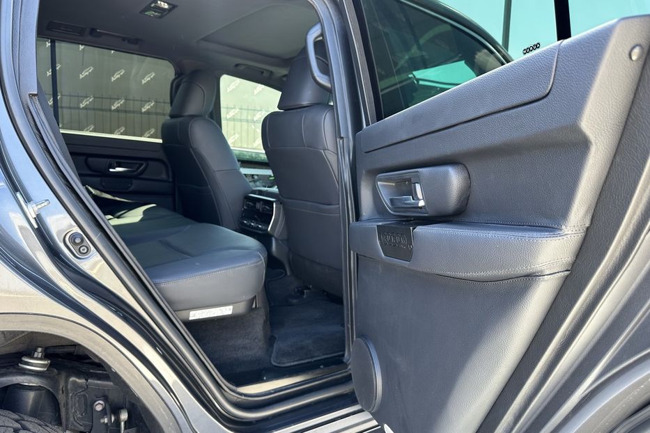 Продам Toyota Land Cruiser 300 Premium Aurum VR10 Armored 2023 года в Киеве