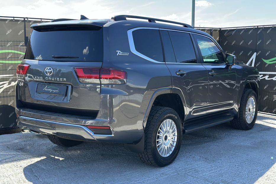Продам Toyota Land Cruiser 300 Premium Aurum VR10 Armored 2023 года в Киеве