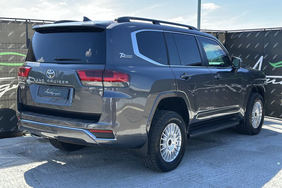 Продам Toyota Land Cruiser 300 Premium Aurum VR10 Armored 2023 года в Киеве
