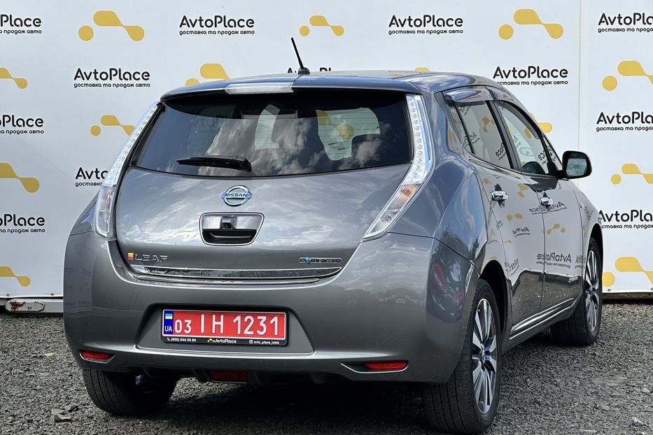 Продам Nissan Leaf 2014 года в Луцке