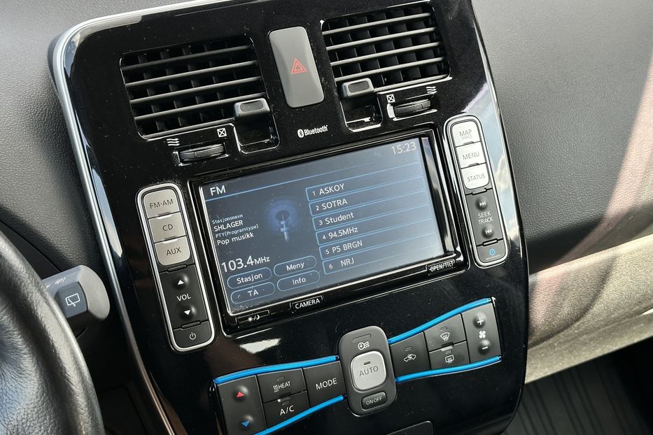 Продам Nissan Leaf 2014 года в Луцке