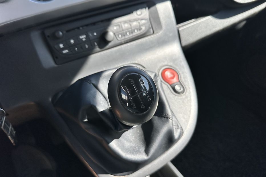 Продам Renault Kangoo пасс. 2013 года в Луцке