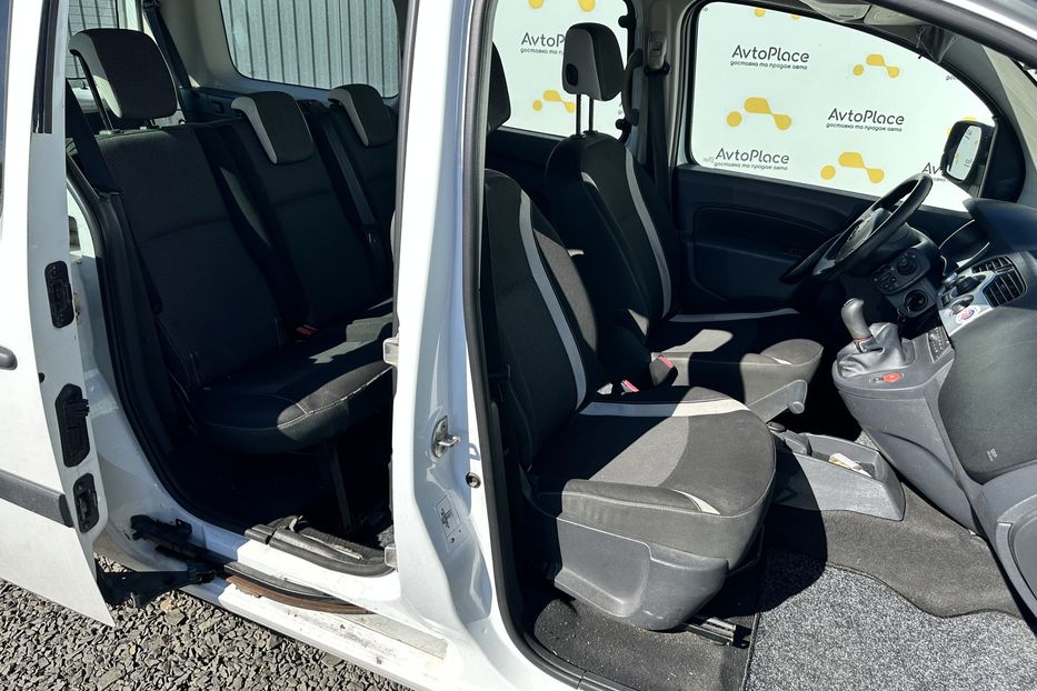 Продам Renault Kangoo пасс. 2013 года в Луцке