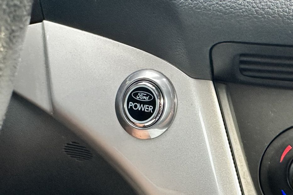 Продам Ford C-Max 2011 года в Луцке