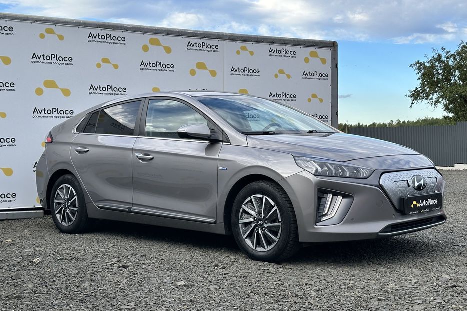 Продам Hyundai Ioniq 38.5 квт 2019 года в Луцке