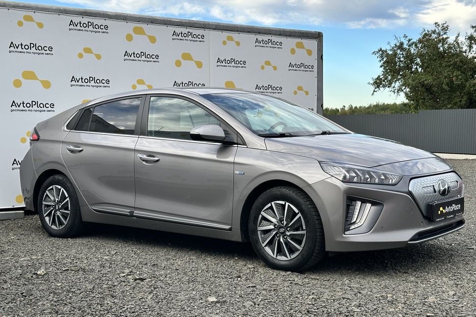 Продам Hyundai Ioniq 38.5 квт 2019 года в Луцке
