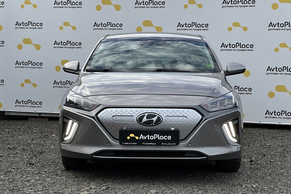 Продам Hyundai Ioniq 38.5 квт 2019 года в Луцке