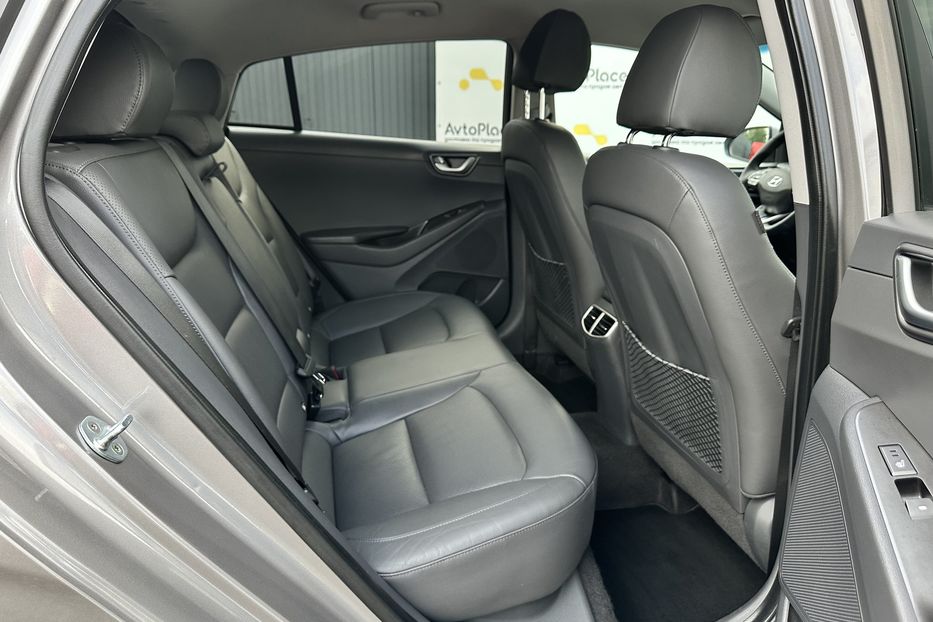 Продам Hyundai Ioniq 38.5 квт 2019 года в Луцке