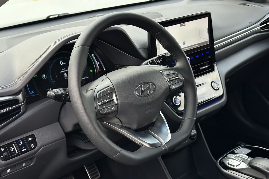 Продам Hyundai Ioniq 38.5 квт 2019 года в Луцке