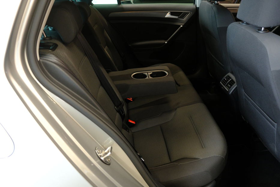 Продам Volkswagen Golf VII 2019 года в Одессе