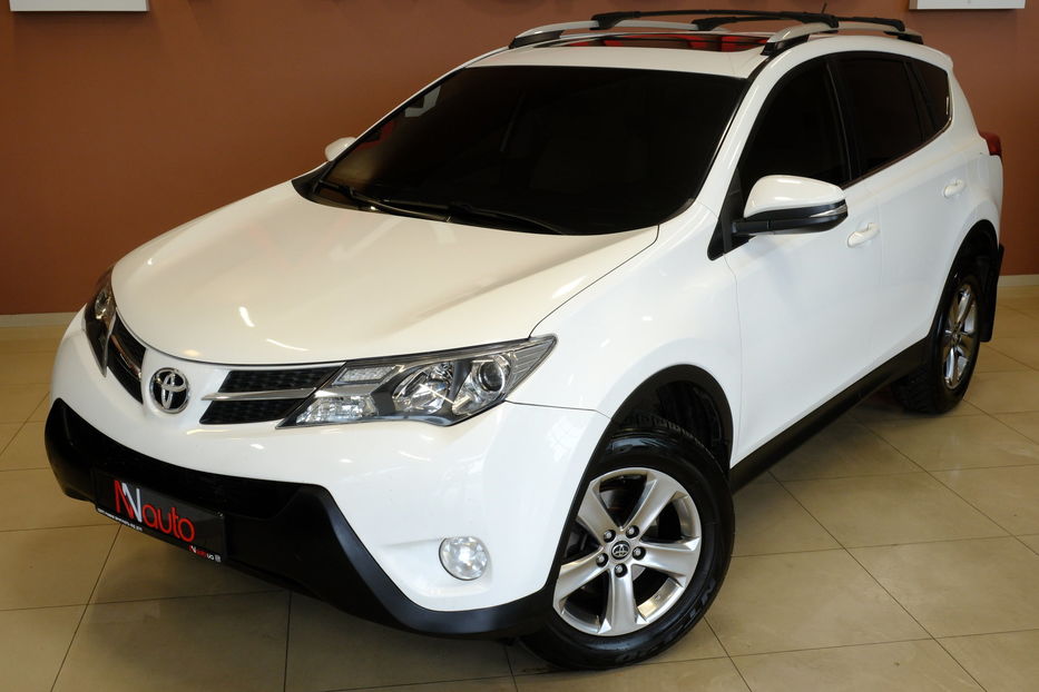 Продам Toyota Rav 4 2015 года в Одессе