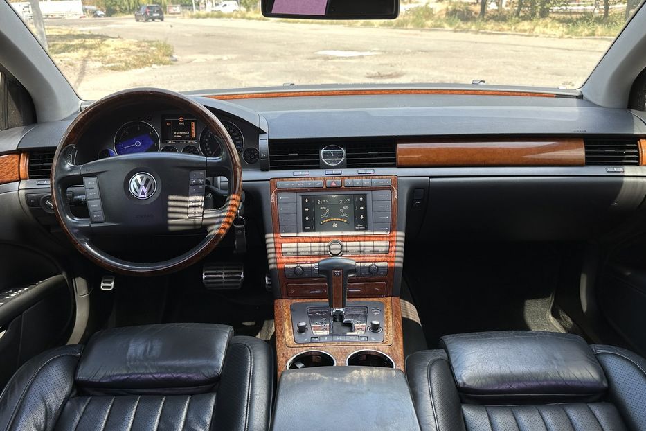 Продам Volkswagen Phaeton 3,0 TDI 4x4 2007 года в Николаеве