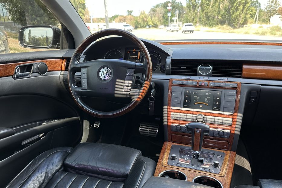 Продам Volkswagen Phaeton 3,0 TDI 4x4 2007 года в Николаеве