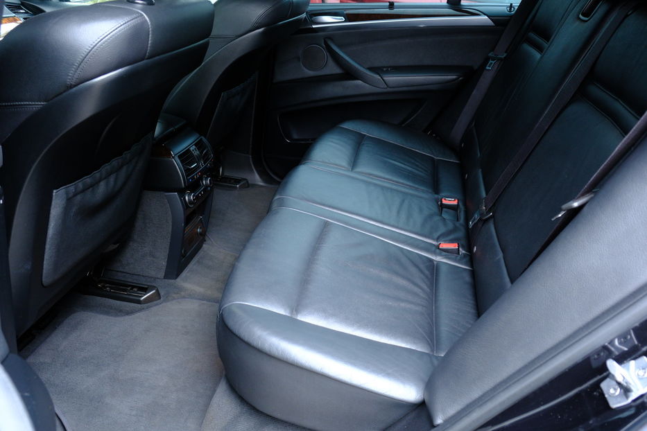 Продам BMW X5 2013 года в Одессе