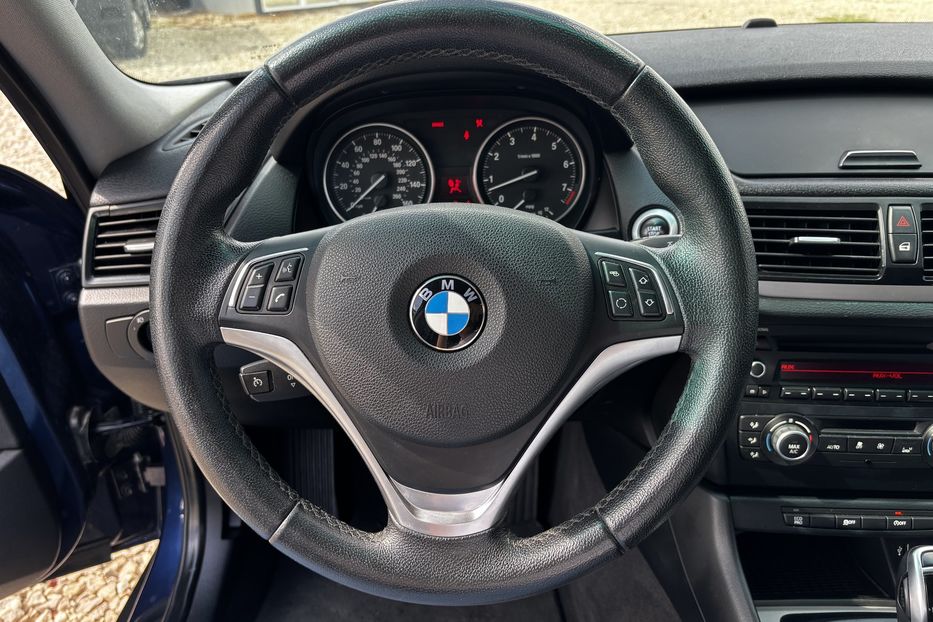 Продам BMW X1 2014 года в Львове