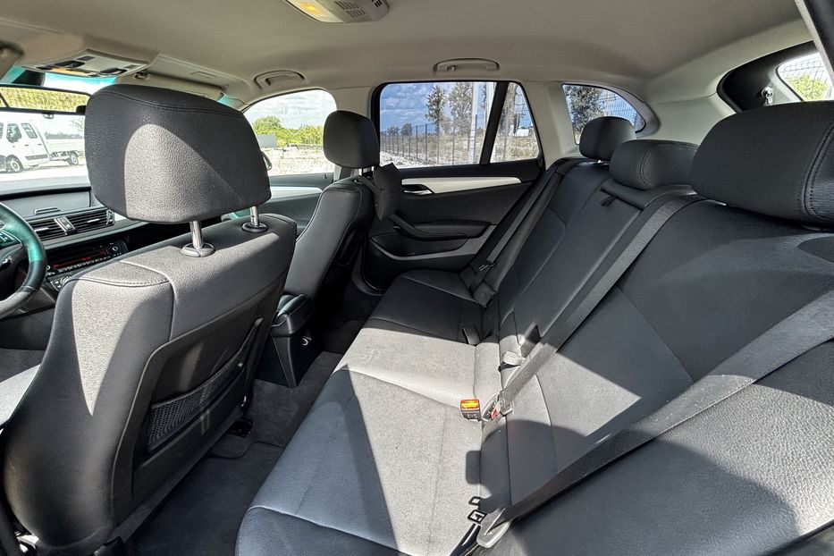 Продам BMW X1 2014 года в Львове