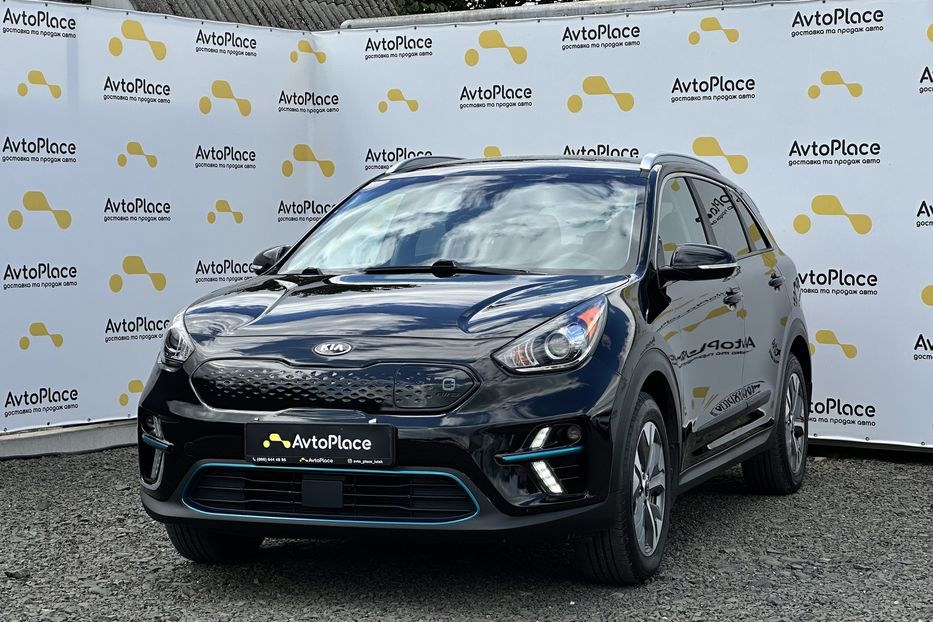 Продам Kia Niro 64 квт 2019 года в Луцке