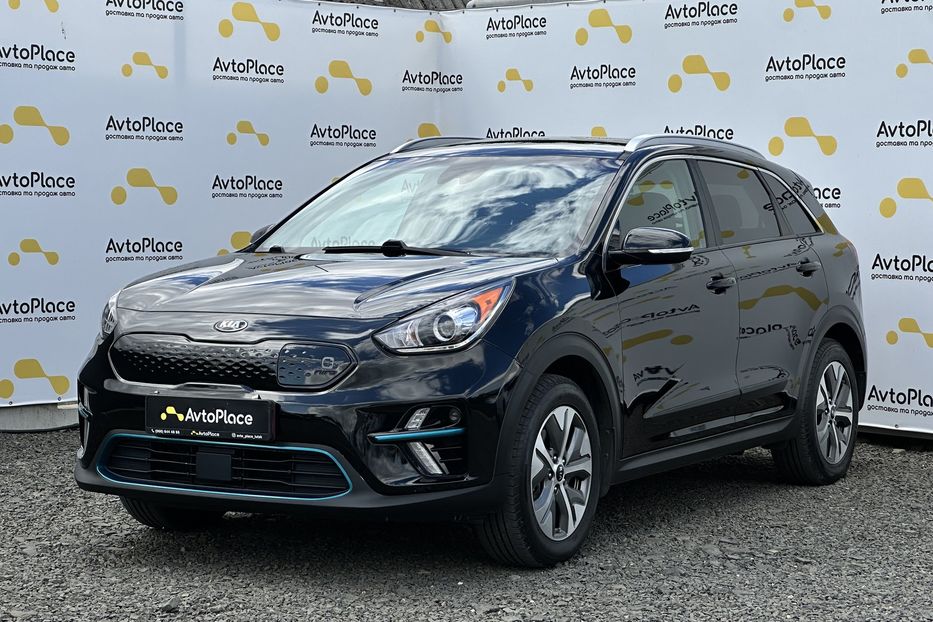 Продам Kia Niro 64 квт 2019 года в Луцке