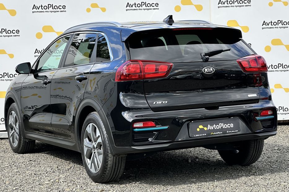 Продам Kia Niro 64 квт 2019 года в Луцке