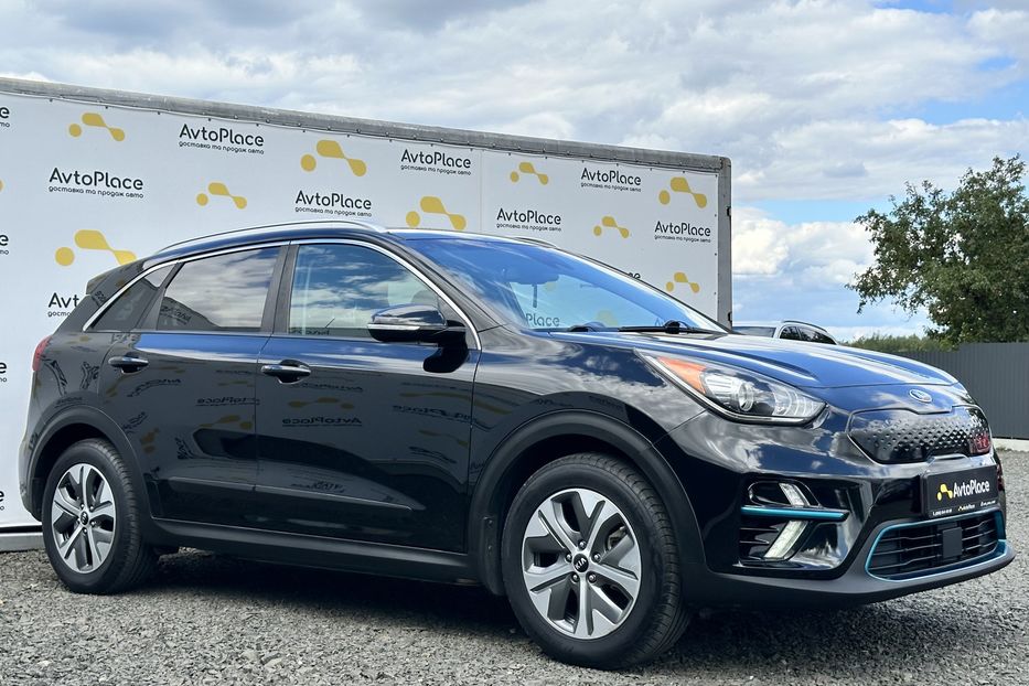 Продам Kia Niro 64 квт 2019 года в Луцке