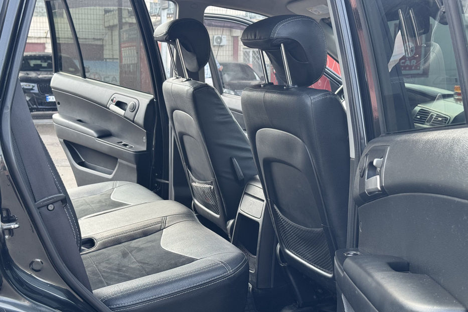 Продам SsangYong Kyron 2.0D AT (141 к.с.) 4WD Luxury 2010 года в Киеве
