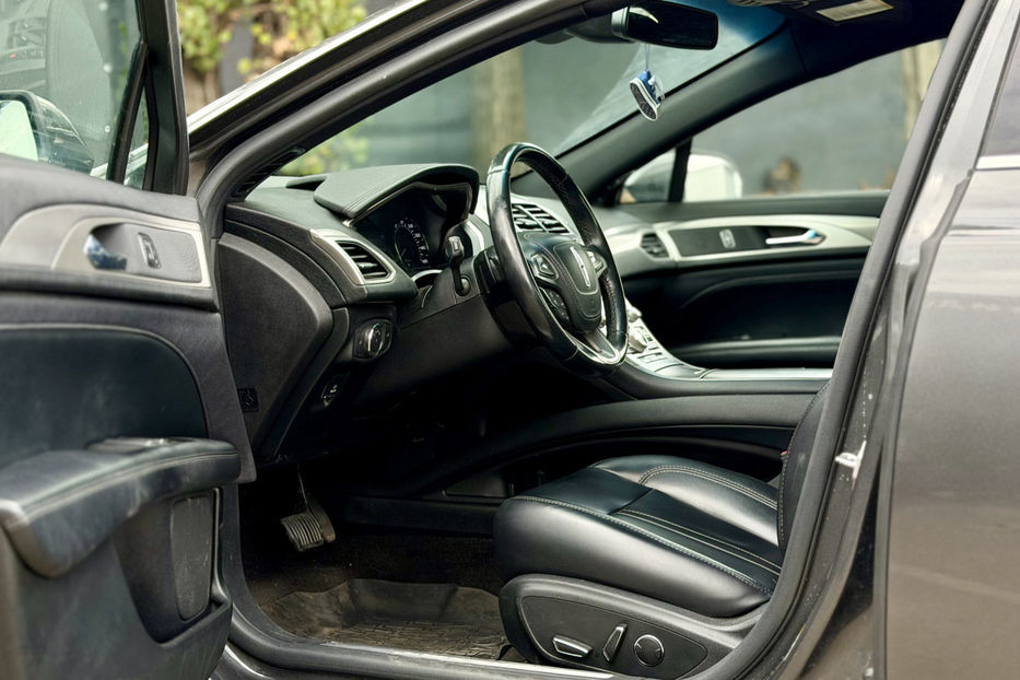 Продам Lincoln MKZ 2.0 AT (249 к.с.)  •  Reserve 2019 года в Киеве
