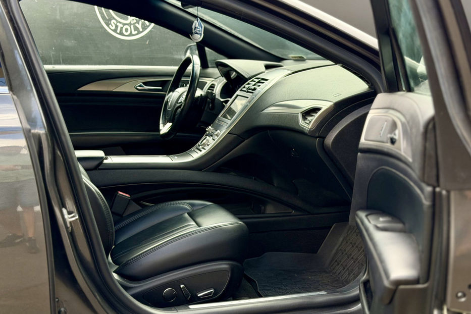 Продам Lincoln MKZ 2.0 AT (249 к.с.)  •  Reserve 2019 года в Киеве