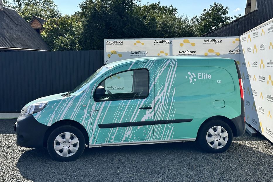 Продам Renault Kangoo груз. 33 квт 2019 года в Луцке