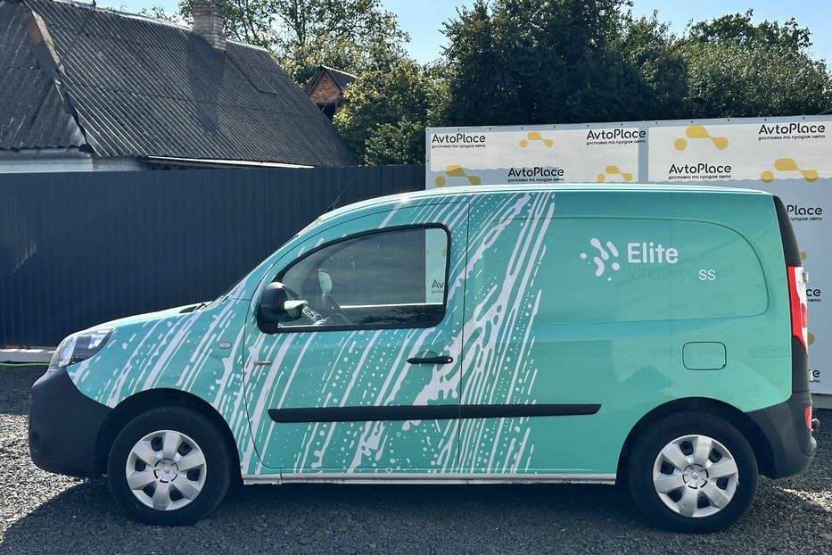 Продам Renault Kangoo груз. 33 квт 2019 года в Луцке