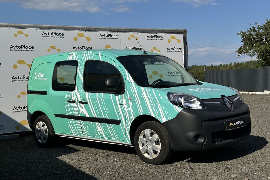 Продам Renault Kangoo груз. 33 квт 2019 года в Луцке