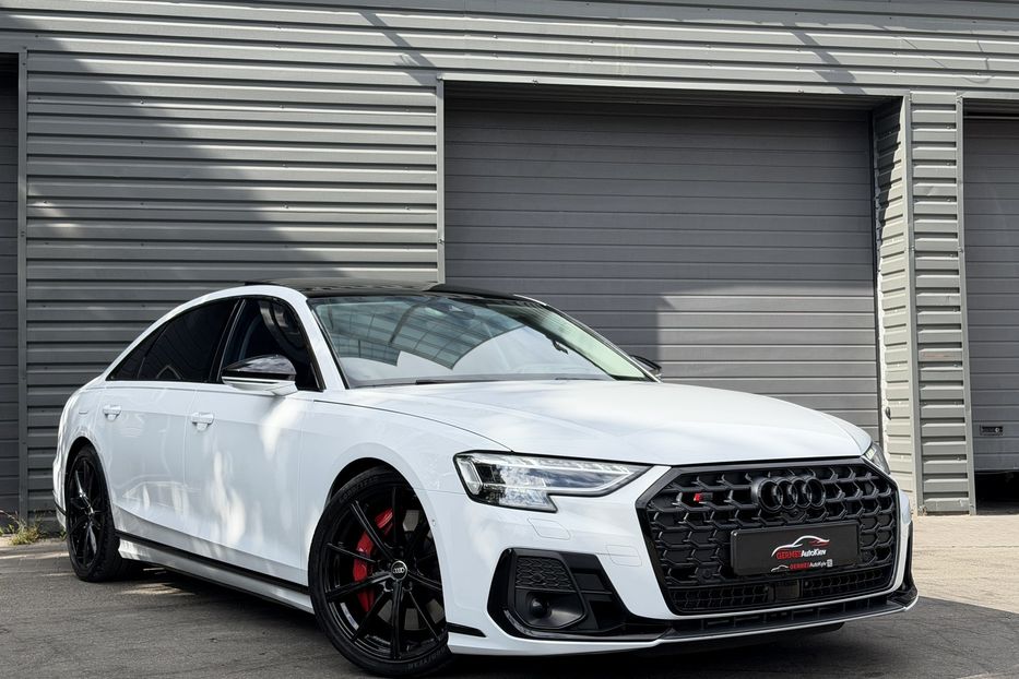 Продам Audi S8 Long Quattro 2023 года в Киеве