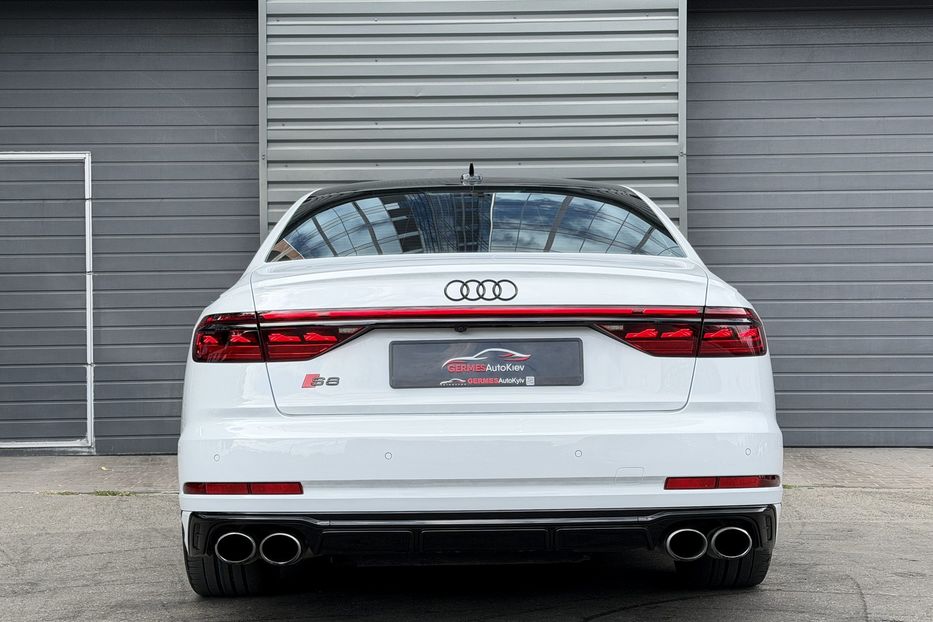 Продам Audi S8 Long Quattro 2023 года в Киеве