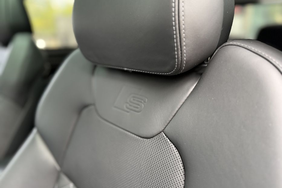 Продам Audi S8 Long Quattro 2023 года в Киеве