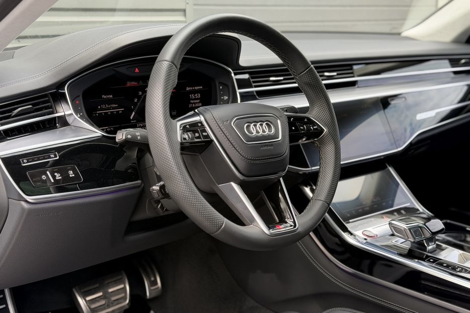 Продам Audi S8 Long Quattro 2023 года в Киеве