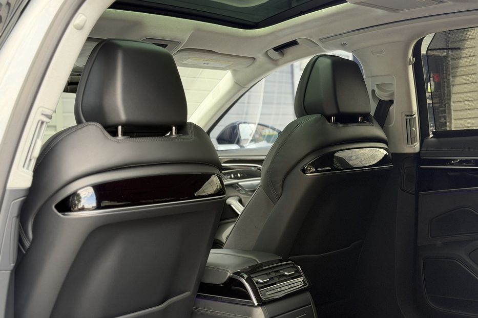 Продам Audi S8 Long Quattro 2023 года в Киеве