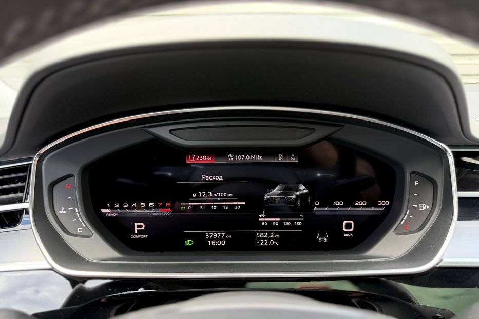 Продам Audi S8 Long Quattro 2023 года в Киеве