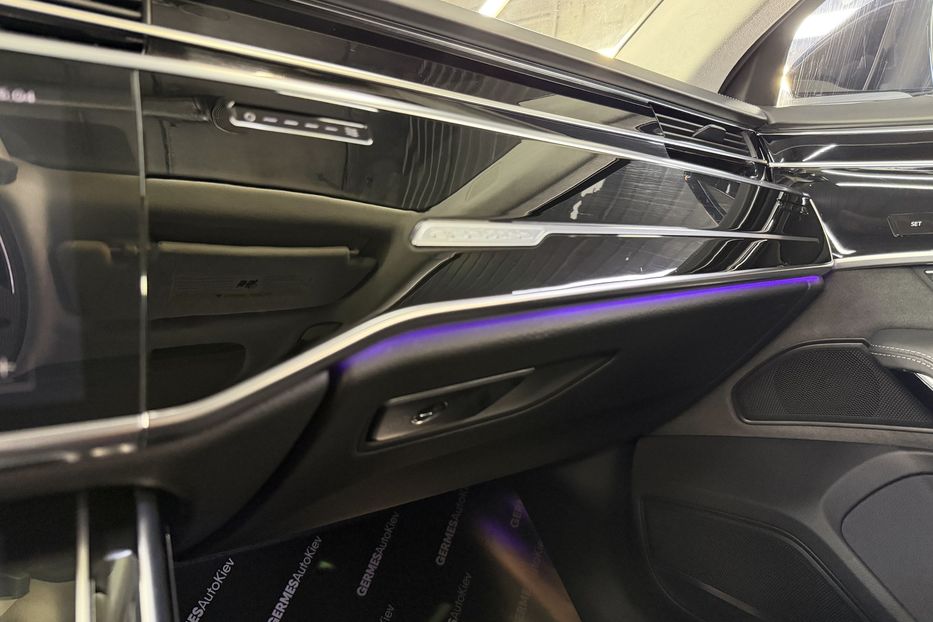 Продам Audi S8 Long Quattro 2023 года в Киеве